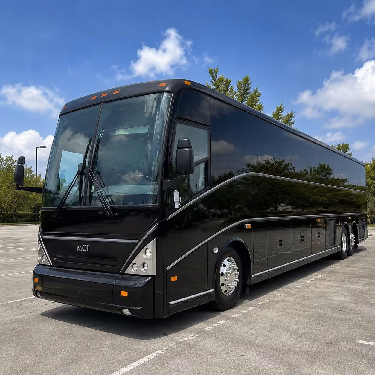 long distance corporate bus rentals from denver to mountain resorts and retreat venues