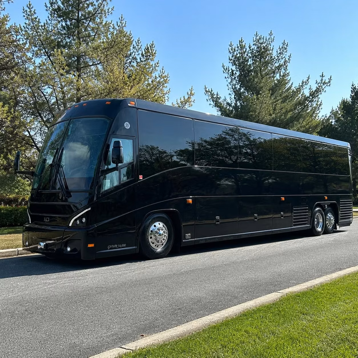 reliable shuttle services between denver federal buildings and military installations