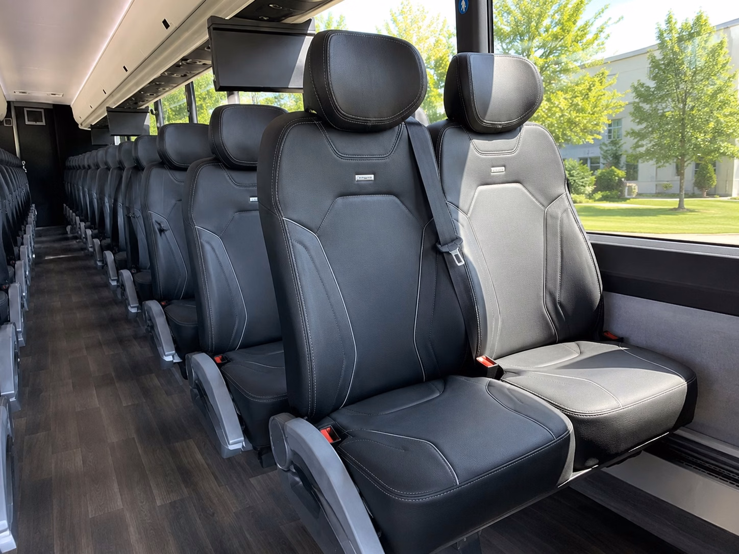 shuttle your wedding guests between denver hotels and ceremony venues without the headache